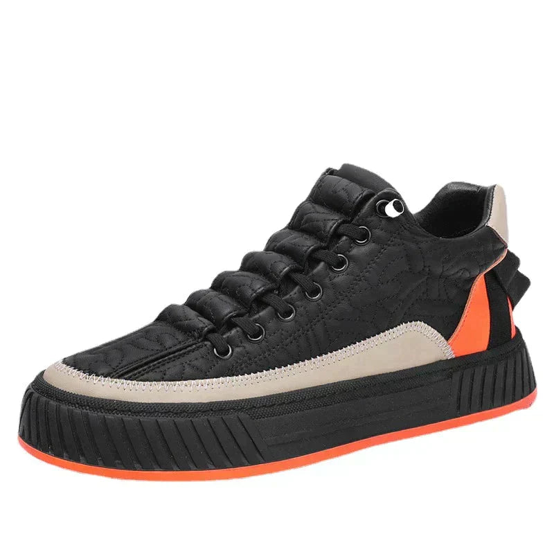 Freizeitschuhe aus Leder - Premiere
